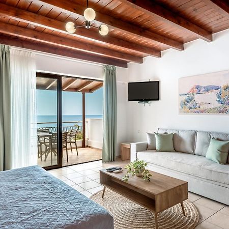 Superb Apartments Kriaras Sea View In Sfakia Khóra Sfakíon Dış mekan fotoğraf