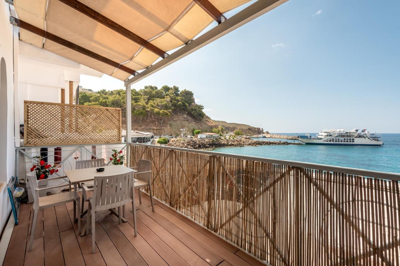 Superb Apartments Kriaras Sea View In Sfakia Khóra Sfakíon Dış mekan fotoğraf